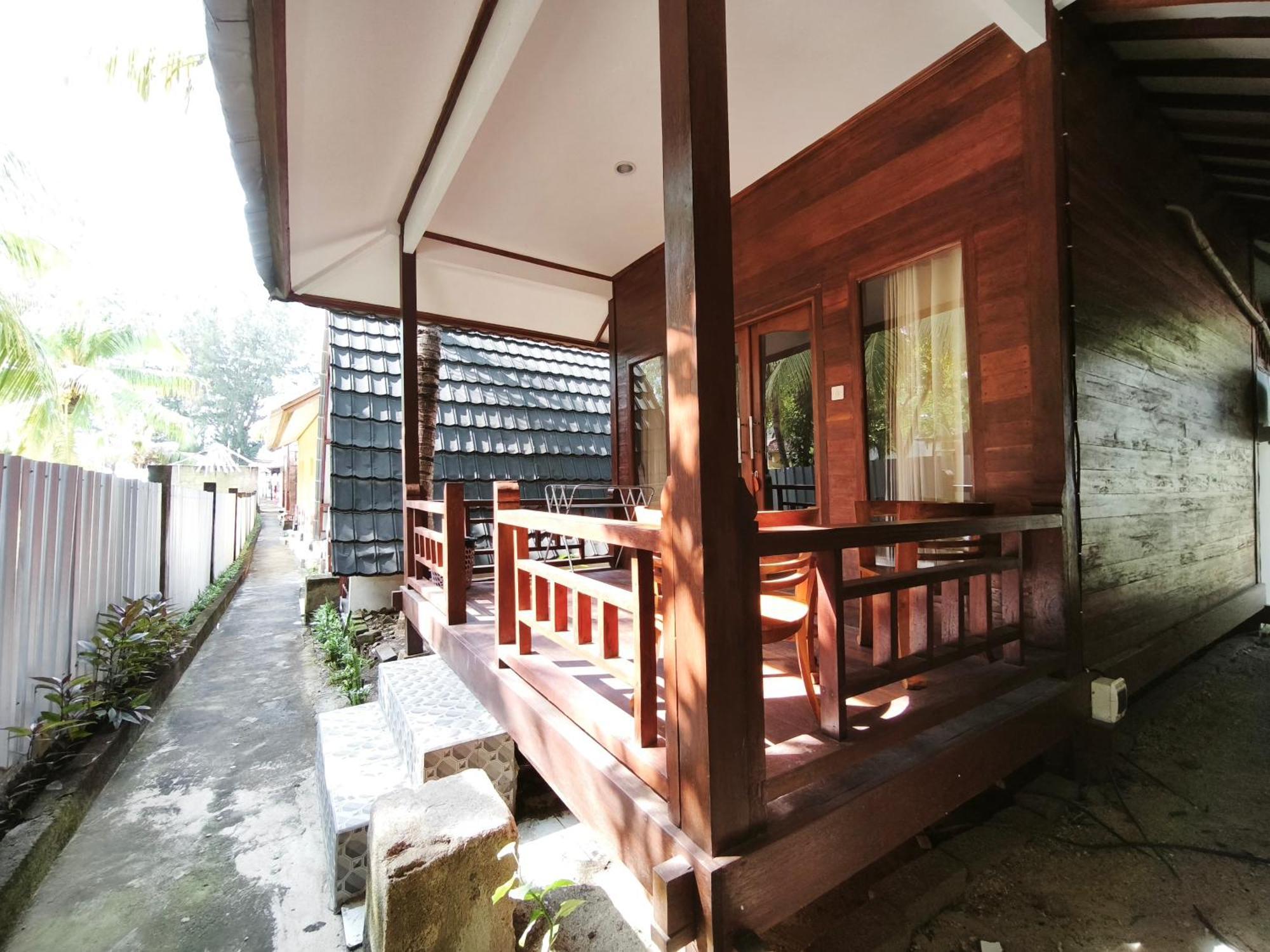 Matahari Bungalow 3 กิลิไอร์ ภายนอก รูปภาพ